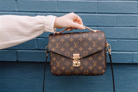 is it cheaper to buy louis vuitton in hong kong|lv hong kong website.